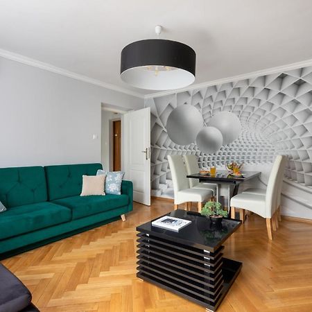 Rent Like Home - Hoza 38 Varsó Kültér fotó